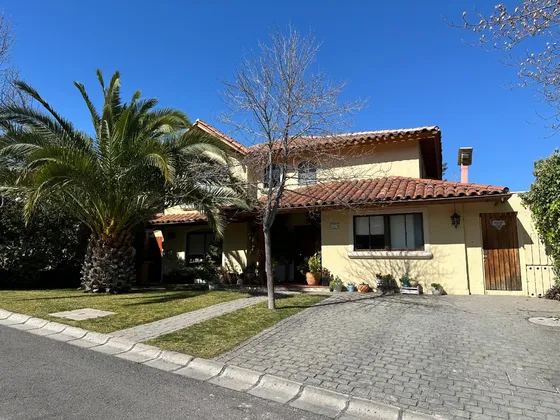 Espectacular!!! En Condominio, 5d/4b, Basel, Lo Barnechea