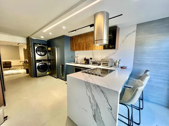 Venta Apartamento A Estrenar En Puerto Banus, Lechería