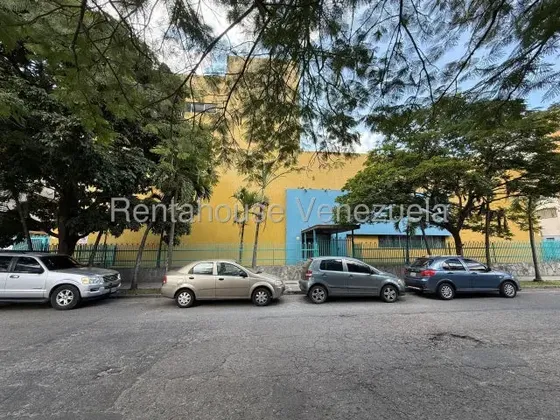 Local Comercial En Venta,la Trinidad Mls #26-10251 Sc