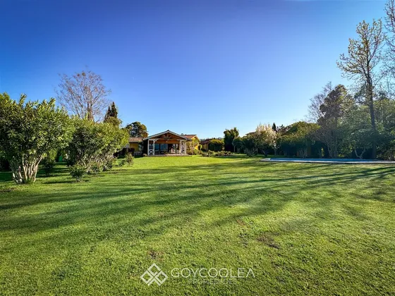 Casa En Venta De 5 Dorm. En Las Cabras