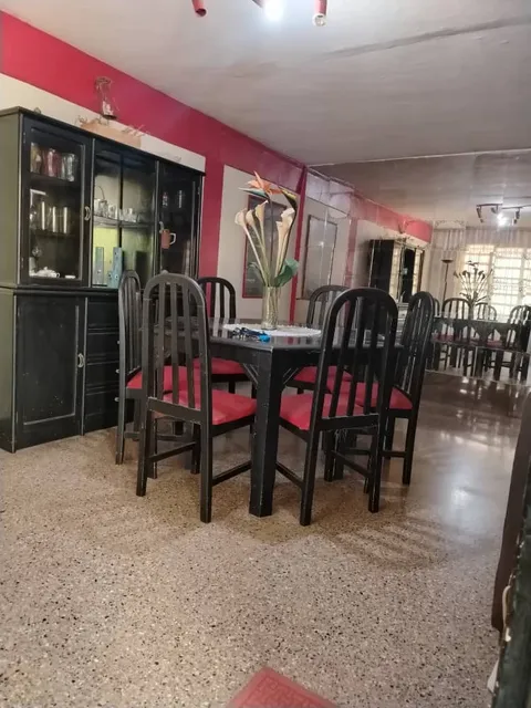 Cb Casa En Venta En La Isabelica. Valencia 