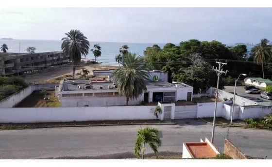 Vendo Casa 1000m2 Playa El Angel 9940