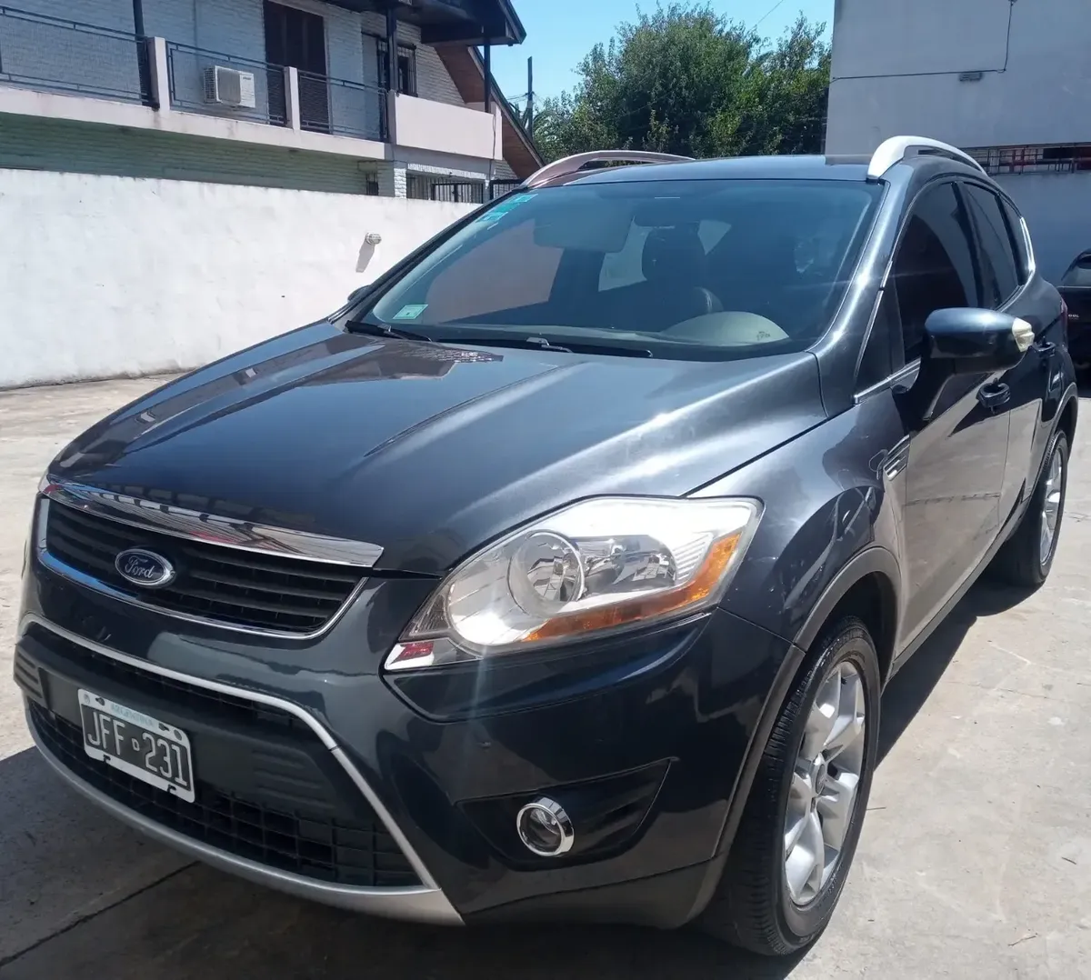 Ford Kuga 2.5 Titanium At 4x4 L (ku05)