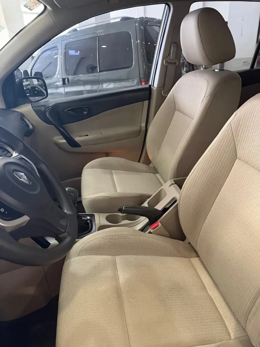 Renault Koleos 2.5 Expression 4x2 Mt543609257544263687