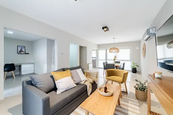 Dúplex Amoblado En Venta En Barrio Greenville 2 De 3 Dormitorios 