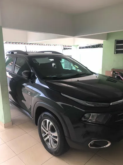 Fiat Toro 2.4 16v Freedom Road Flex 4x2 Aut. 4p