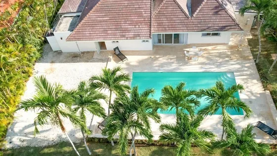 Villa Amueblada En Alquiler En Casa De Campo De 6 Habitaciones