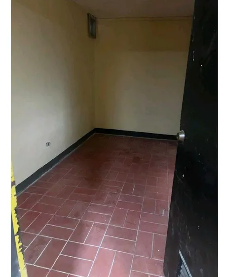 Alquilo Anexo Uso Comercial 150m2 La Florida 5500