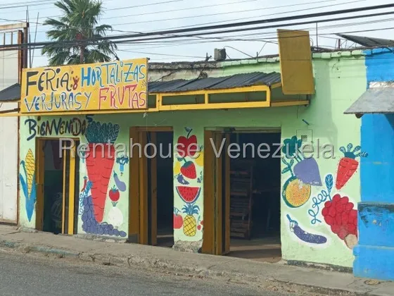 Venta De Local En Cabudare Los Rastrojos Codigo 2 5 8 8 2 4 Mildred Local Comercial Con Una Ubicación Privilegiada En Plena Av. Bolívar, Para Cualquier Tipo De Negocio Excelente Oportunidad 
