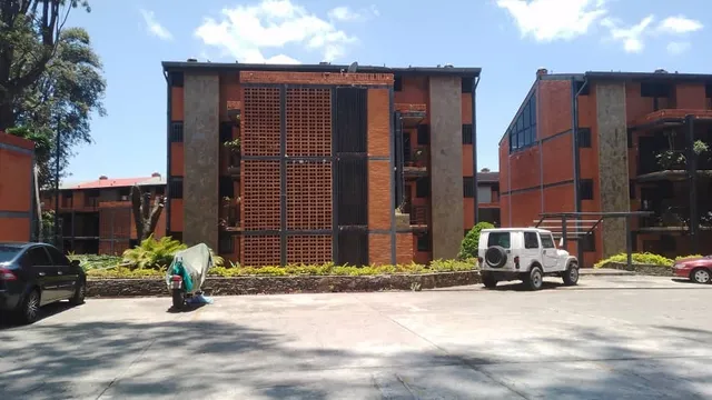 Apartamento En Venta 78m2 El Junko Country Club