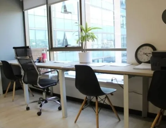 Oficina En Las Condes, Francisco De Asis, 3 Privados,2 Baños