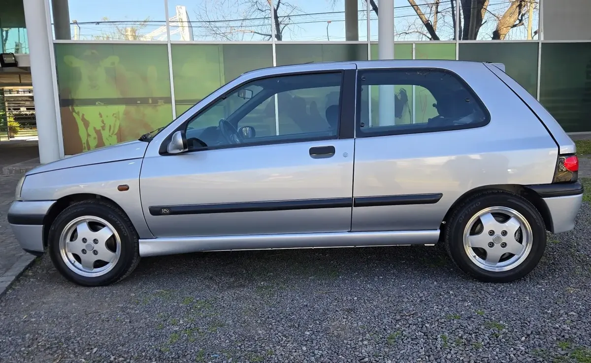 Renault Clio 1.4 Rsi