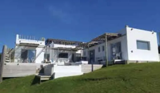 Venta Casa En Barrio Costa Esmeralda