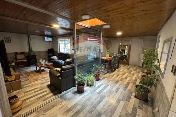 Venta Casa Familiar Con Depto Independiente