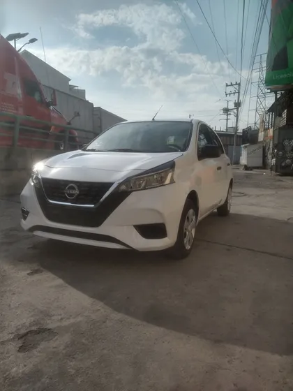 Nissan March 1.6 Sense Mt