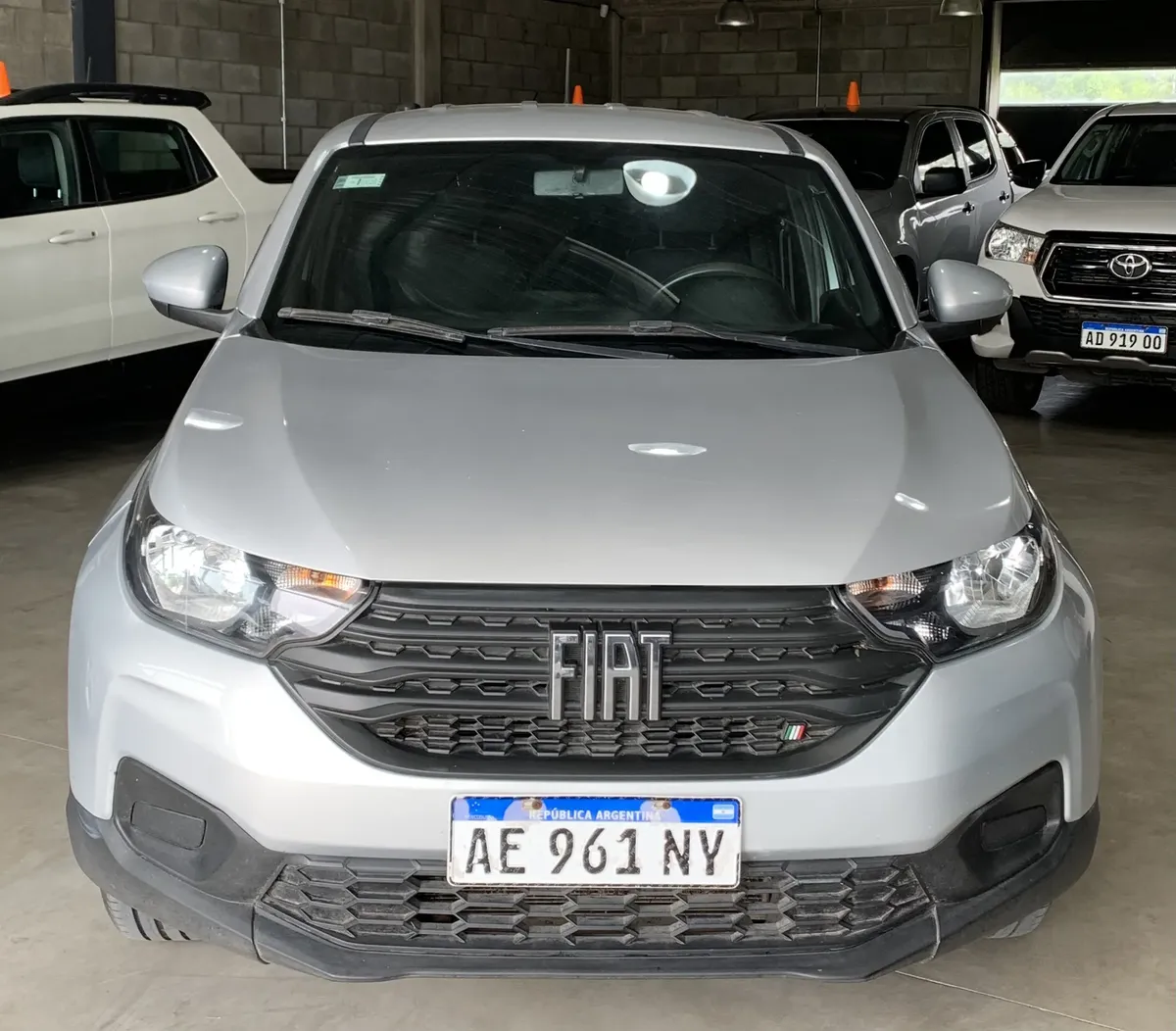Fiat Strada 1.4 8v Freedom Cd565603128113244166