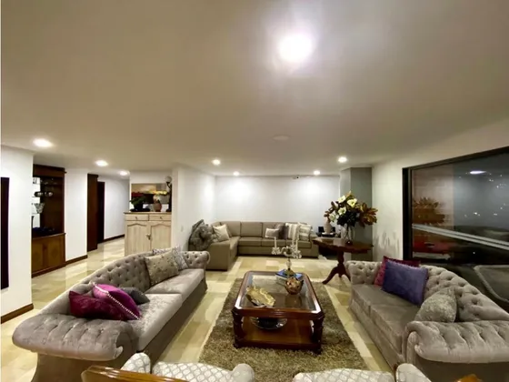 Gigante Apartamento En Venta Altos Del Poblado