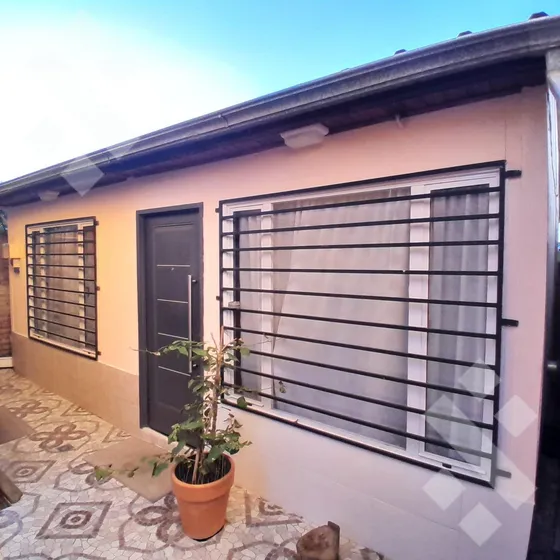 Alquiler Casa 1 Dormitorio - B° García Bayón, Neuquén
