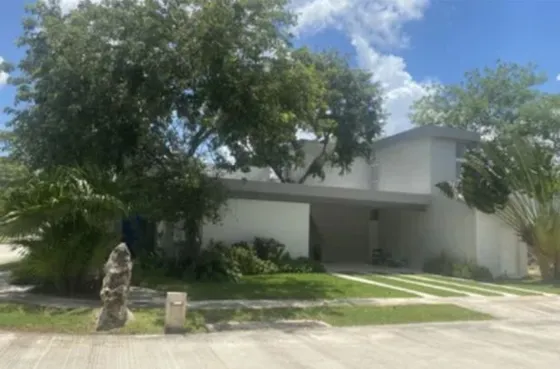 Casa En Venta / Cholul ,yucatán