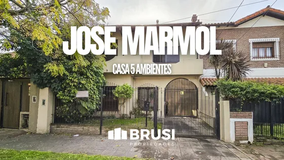 Casa En Venta En Jose Marmol De 5 Ambientes