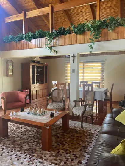 Venta Casa 960/526 Mt2 6 D, 3 B A 4 Cuadras Av. La Florida