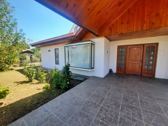 Villa Los Cerezos, Camino A Las Mariposas