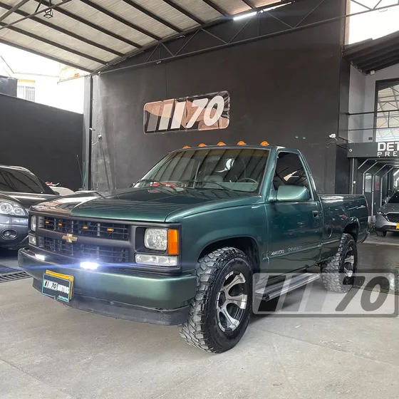 Chevrolet Cheyenne 5.7 C1500