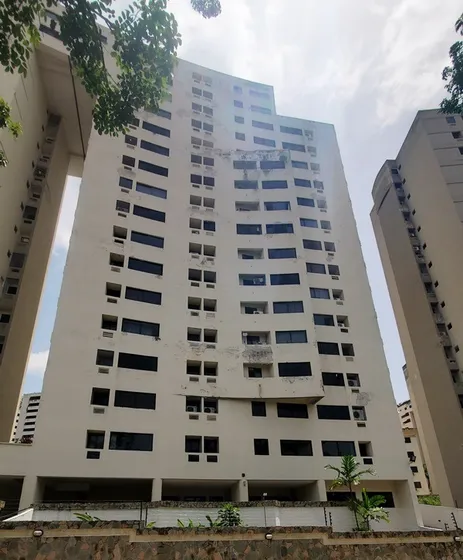 Leandro Araque Inzitu Realtors Alquilar Apto En Res. Imola Urb. El Parral. Valencia 