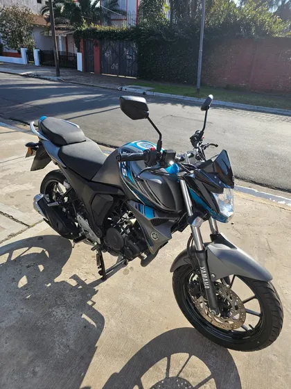 Yamaha Fz-s Fi D Impecable Vtv Vigente