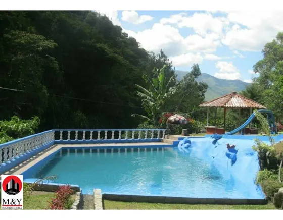 Finca De Recreo En Barbosa Antioquia Por Día De Sol O Fin De Semana