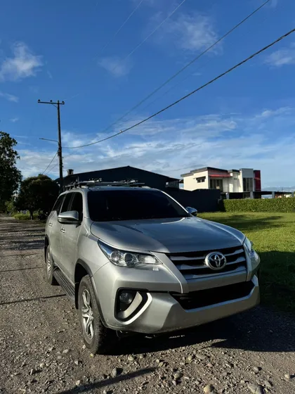 Toyota Fortuner 2.8l