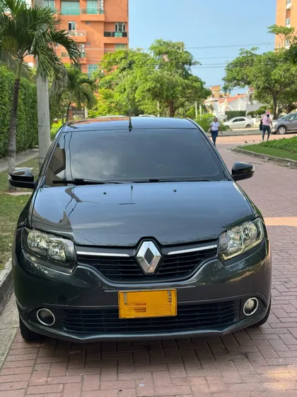Renault Logan 1.6 Expression