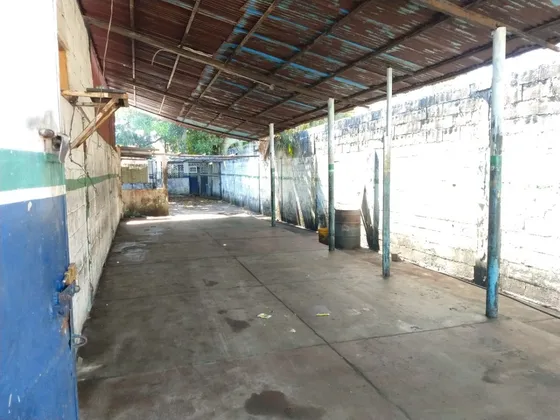 En Alquiler Galpon En Increíble Ubicación De 300m2