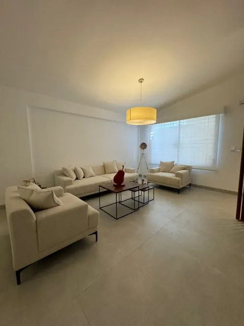 En Venta Casa De Una Sola Planta Totalmente Remodelada En Prebo 2 Calle Cerrada 