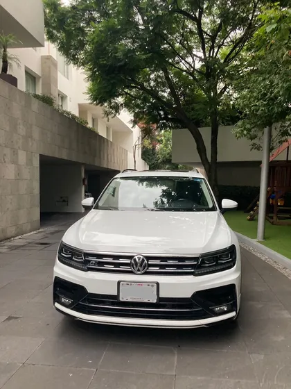 Volkswagen Tiguan 2.0 Highline At