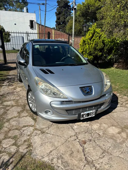 Peugeot 207 1.6 Feline 106cv