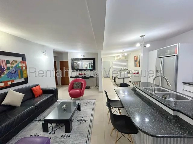 #*25-17316 Flamante Y Moderna Quinta En Venta En Prestigiosa Zona Del Este De Ciudad Completamente Remodelada. Barquisimeto, Lara Adelaida Armeya