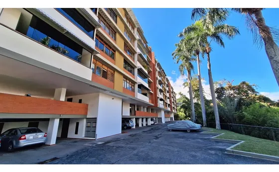 Se Vende Apartamento 165m2 Lomas De Chuao 9467 