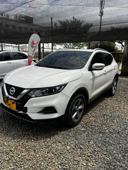 Nissan Qashqai Sense Tp 2000cc 4x2 2ab Abs