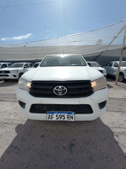 Toyota Hilux Pick-up 2.4 Cd Dx 150cv 4x4