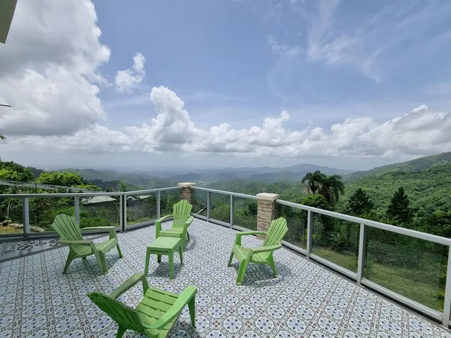Casa En Venta En San Cristobal, La Colonia De 3 Habitaciones