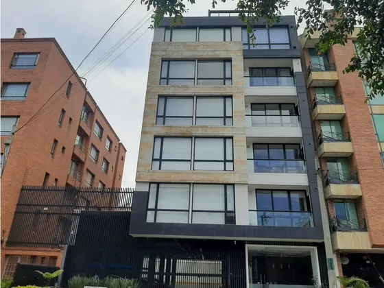 Vendo Apartaestudio 41 M2 Chico Navarra Con Balcon Piso 3