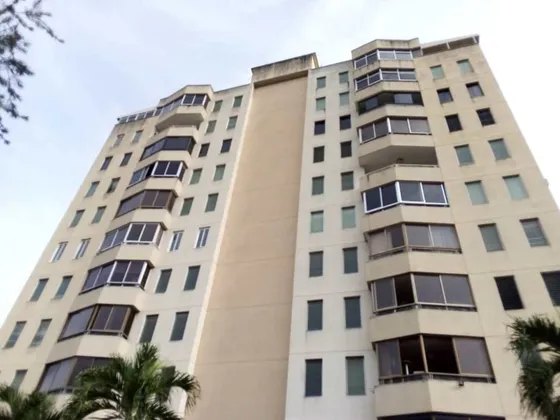 Apartamento En Los Nísperos, Valencia En Venta - 474 Inmobiliaria Maggi