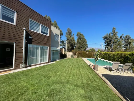 Gran Casa En Olmué