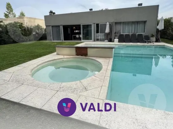 Casa En Venta - Barrio Santa Juana, Canning