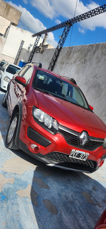 Renault Sandero Stepway 1.6 Dynamique 105cv Renault Sandero Stepway 1.6 Dynamique 105cv