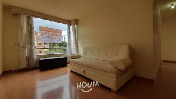 Apartamento En Mazurén 15. 3 Habitaciones, 48 M², Id: 98721