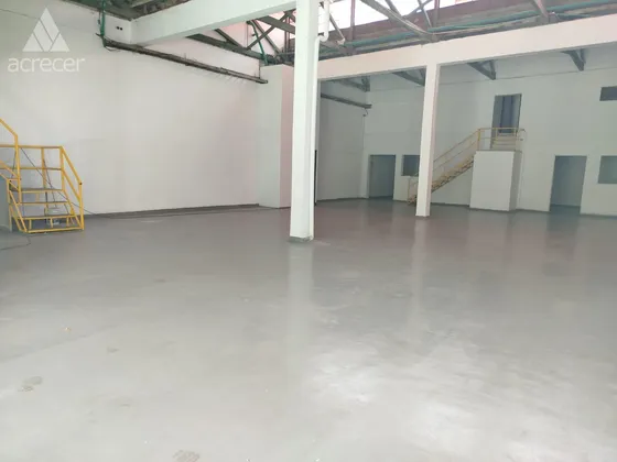 Arriendo Bodega En Estadio