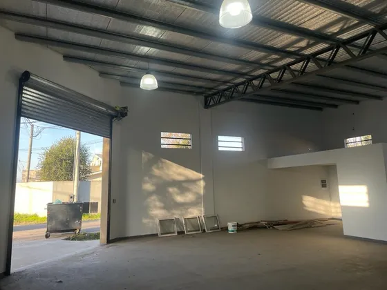 Venta Galpon Lujan - Barrio La Loma