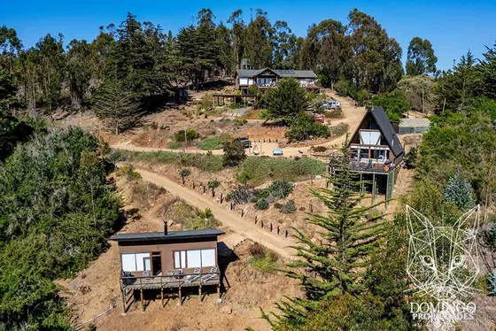 Parcela Con Casa Y 2 Cabañas En Tunquen